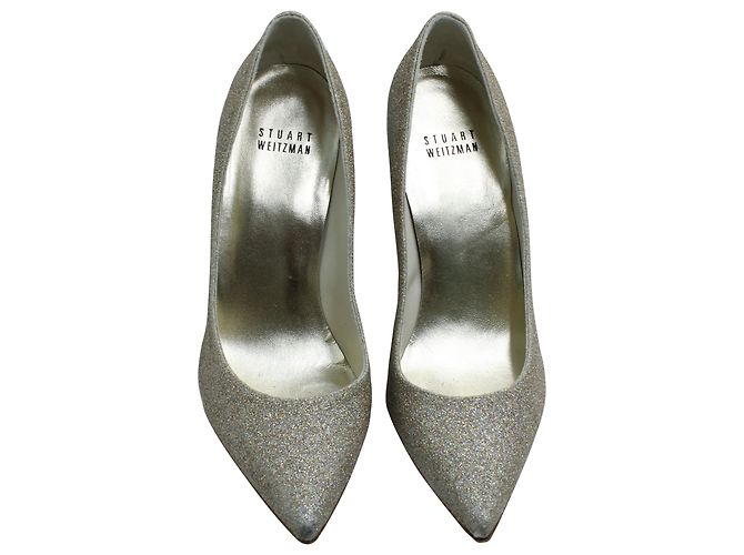 La rapina di Stuart Weitzman 95 Décolleté in Pelle Lamé Glitter Oro D'oro Metallico - vista 2