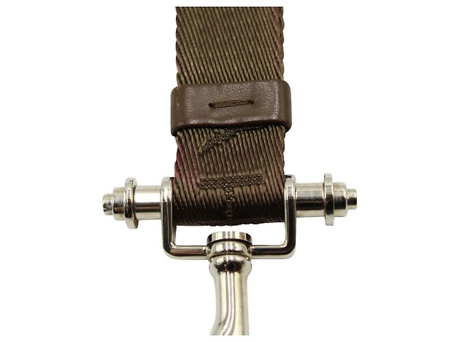 Givenchy Schlüsselanhänger aus olivfarbenem Nylon - Ansicht 6