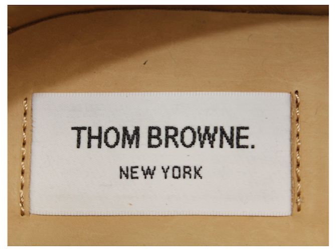 Thom Browne Classic Longwing suola brogue filettata in pelle martellata nera - vista 8