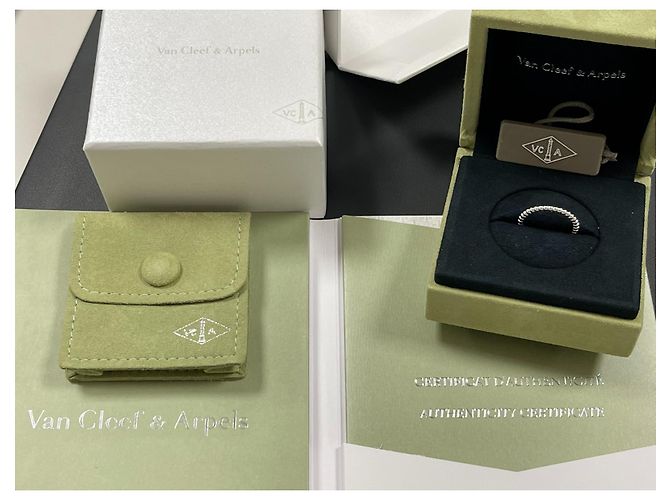 Van Cleef & Arpels Bague Perlée perles d'or, petit modèle - vue 5
