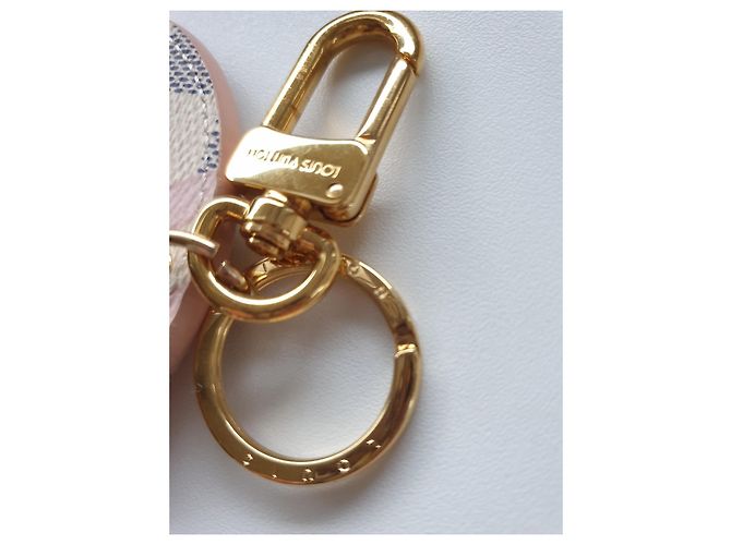 Louis Vuitton Tahitienne Handyanhänger aus Leder Rosa Pink - Ansicht 5