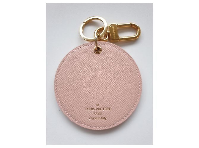Louis Vuitton Tahitienne Handyanhänger aus Leder Rosa Pink - Ansicht 8
