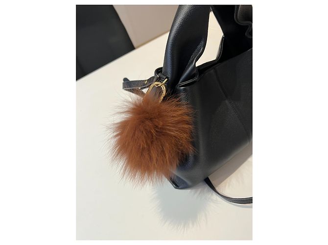 Ciondolo per borsa pompon in pelliccia marrone Yves Salomon - vista 6
