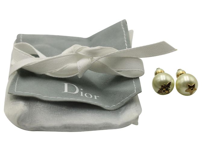 Orecchini Christian Dior Tribales ape e stella in finta perla bianca - vista 4