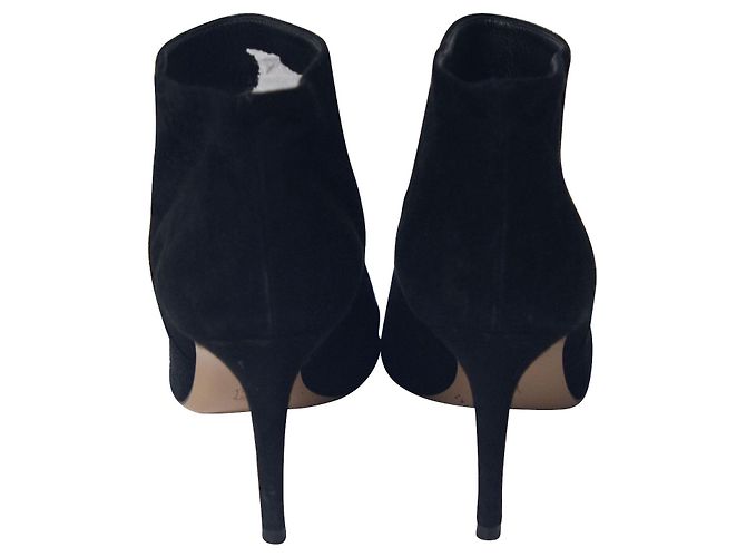 Gianvito Rossi Stivaletto Stiletto in Camoscio Nero - vista 4