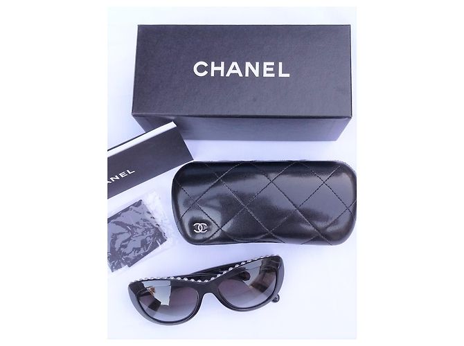 Chanel Gafas de sol ojo de gato con perlas - excelente estado Negro - vista 2