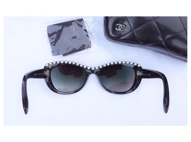 Chanel Gafas de sol ojo de gato con perlas - excelente estado Negro - vista 9