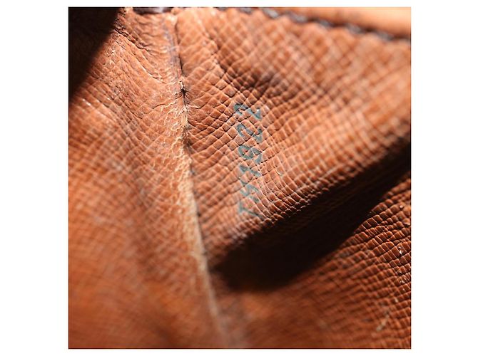 Saint-Cloud LOUIS VUITTON Monogram Saint Cloud GM Borsa a tracolla M51242 LV Auth em3488 Monogramma - vista 12