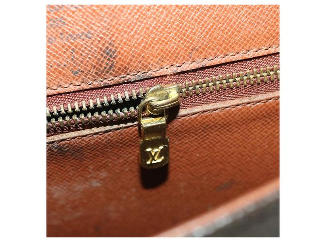 Saint-Cloud LOUIS VUITTON Monogram Saint Cloud GM Borsa a tracolla M51242 LV Auth em3488 Monogramma - vista 24