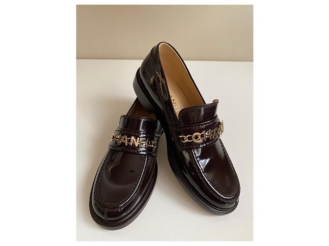 Mocassini Chanel Bordeaux in vernice - vista 12