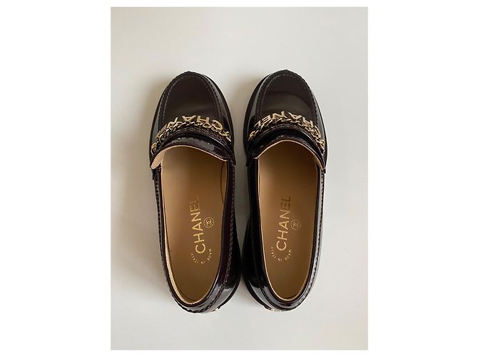 Mocassini Chanel Bordeaux in vernice - vista 4