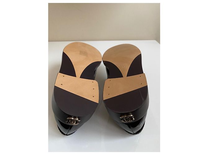 Mocassini Chanel Bordeaux in vernice - vista 9