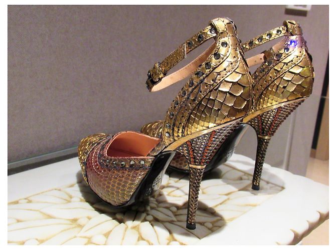 Lanvin gold python pumps with crystals Golden - view 10