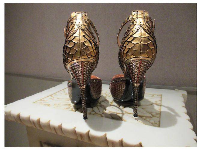 Lanvin gold python pumps with crystals Golden - view 2