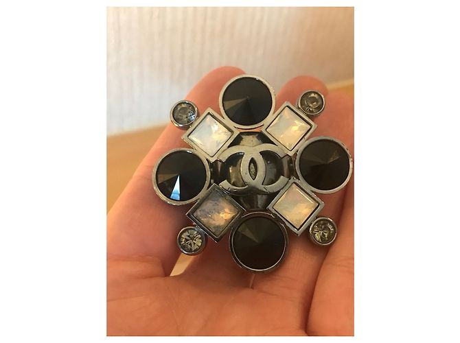 Anello Maxi Chanel Nero e Bianco Metallo Taglia 55 Grigio - vista 3
