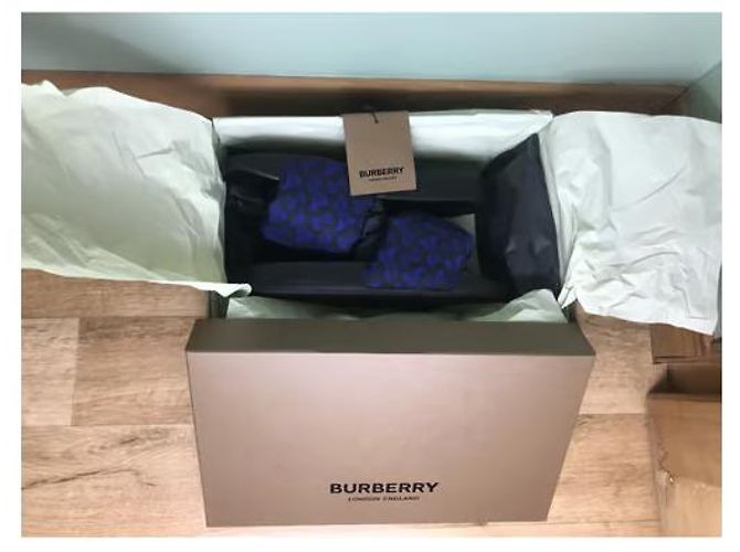 BURBERRY PROFONDO BLU ROYAL PAT - vista 4