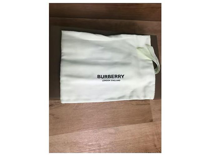 BURBERRY PROFONDO BLU ROYAL PAT - vista 7
