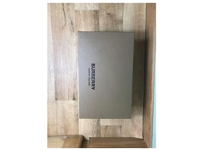 BURBERRY PROFONDO BLU ROYAL PAT - vista 8