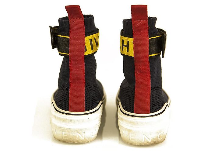 Givenchy Paris George V Sock Blue Yellow Signature Sneakers vendute al dettaglio a 650$ - vista 3