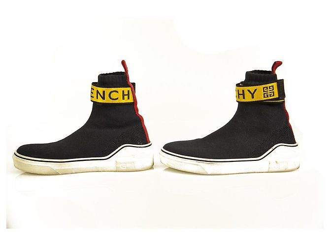 Givenchy Paris George V Sock Blue Yellow Signature Sneakers vendute al dettaglio a 650$ - vista 4