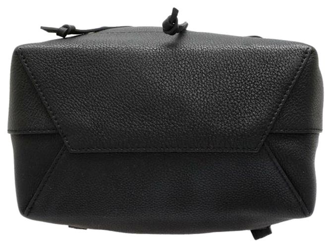 Twist Louis Vuitton Black LockMe Backpack - view 4