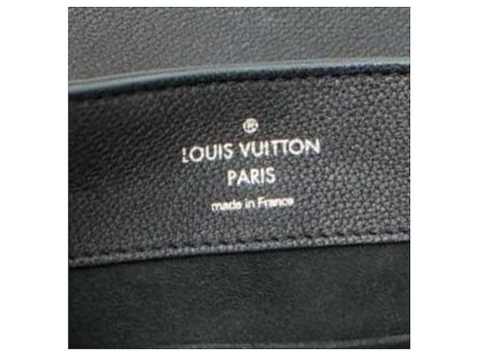 Twist Louis Vuitton Black LockMe Backpack - view 6