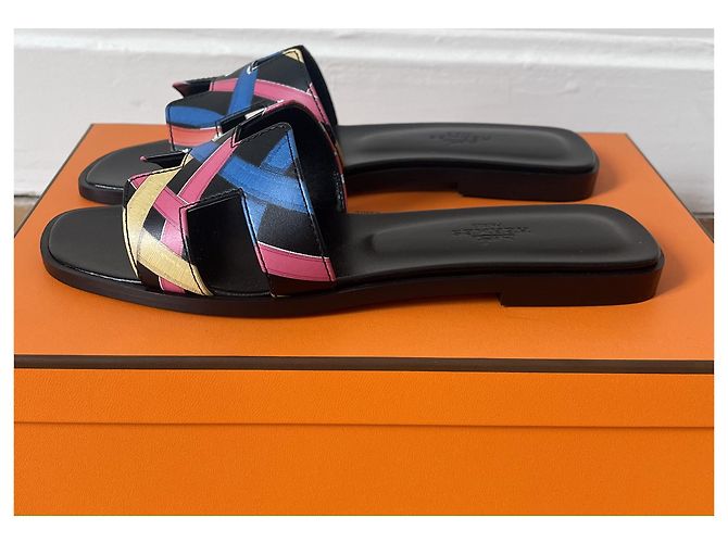 Sandali Hermès Oran in pelle Harnais de cheval Multicolore - vista 3