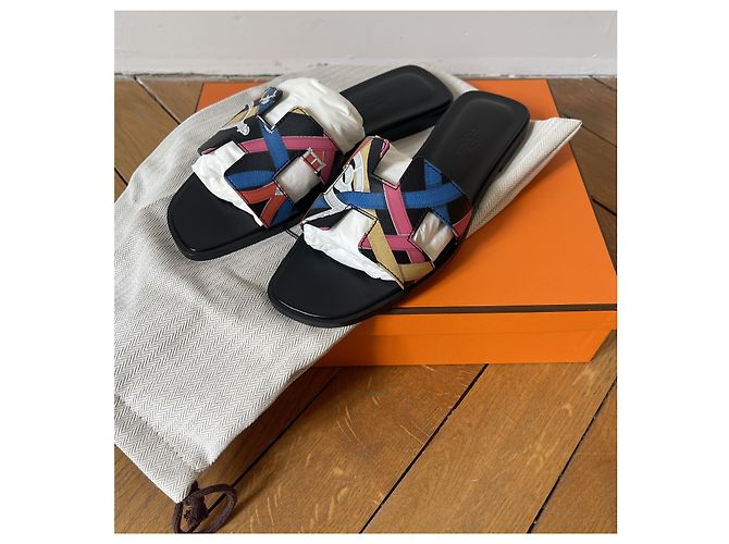 Sandali Hermès Oran in pelle Harnais de cheval Multicolore - vista 7