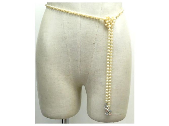 COLLAR CHANEL CINTURÓN PERLAS LOGO CC CREMA 138 CINTURÓN COLLAR COLLAR CM Crudo - vista 2