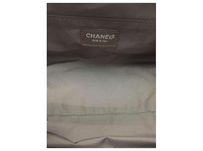 *Chanel Pouch Vanity Canvas Cachi - vista 6