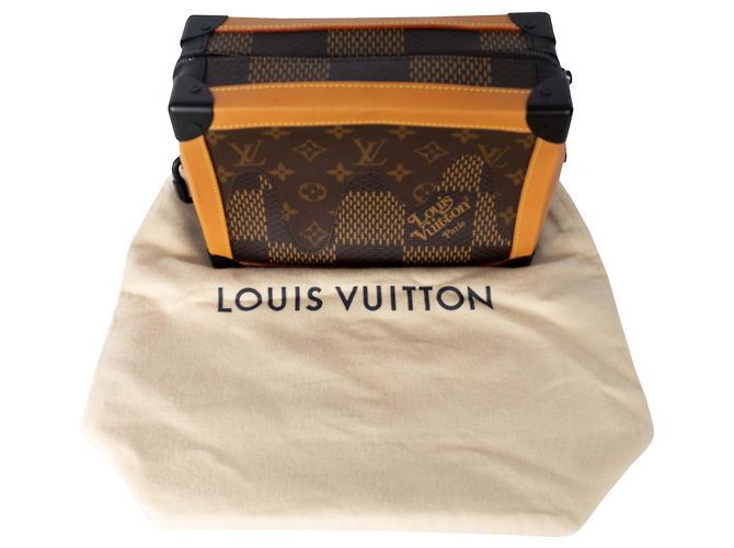 Twist Baule morbido Louis Vuitton LV x Nigo Marrone - vista 5