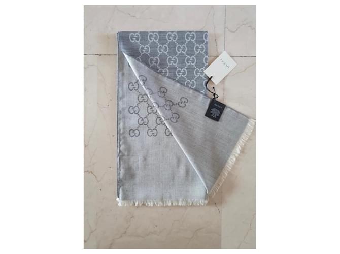 Marmont Sciarpa Gucci Monogram grigio perla seta e lana - vista 2