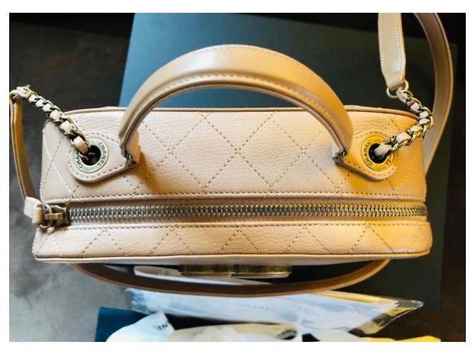 Coco Handle Borsa Chanel in pelle color sabbia - vista 2