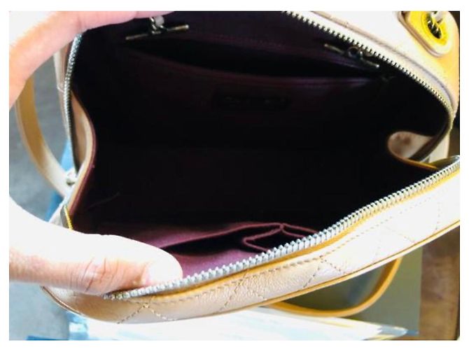 Coco Handle Borsa Chanel in pelle color sabbia - vista 4
