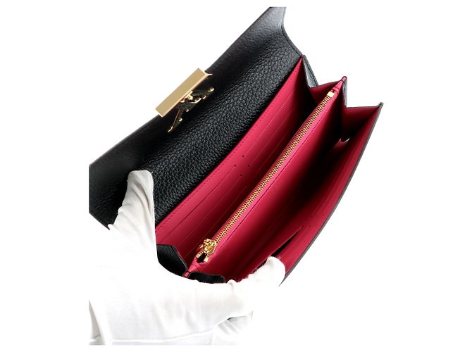 Louis Vuitton Capucines Preto - vista 4