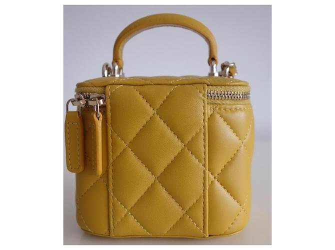 Timeless Chanel classica mini pochette gialla Giallo - vista 2