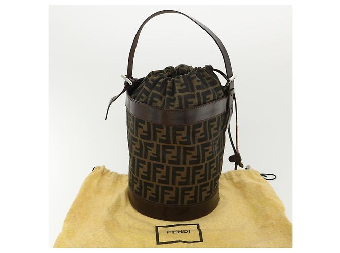 FENDI Zucca Borsa a tracolla in tela Cilindrico Marrone Nero Auth yk5779 - vista 12