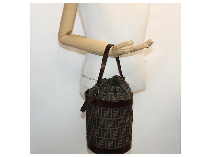 FENDI Zucca Borsa a tracolla in tela Cilindrico Marrone Nero Auth yk5779 - vista 22