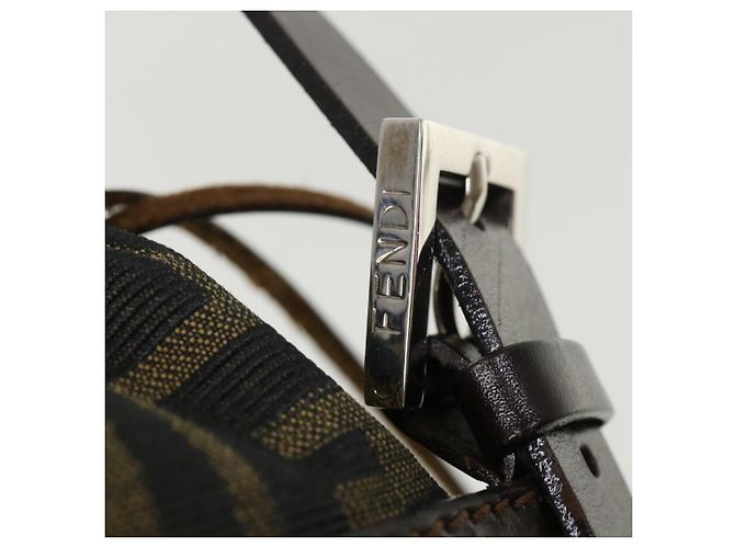FENDI Zucca Borsa a tracolla in tela Cilindrico Marrone Nero Auth yk5779 - vista 9