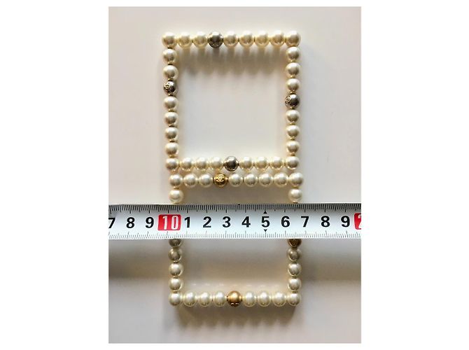 Chanel Par de pulseiras quadradas de pérolas Dourado - vista 4
