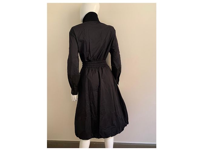 Moncler Schwarzes Nylonkleid - Ansicht 10
