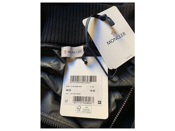 Moncler Schwarzes Nylonkleid - Ansicht 4