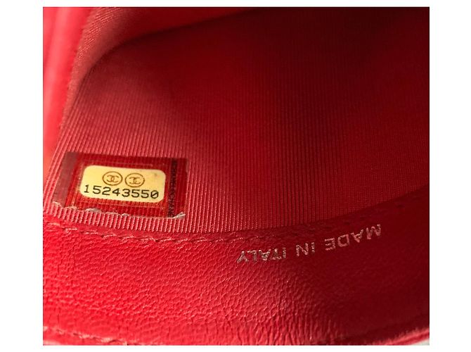 Chanel tarjetero Classique atemporal Roja - vista 8