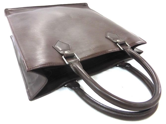 Louis Vuitton Borsa piatta in pelle Epi Moka Marrone scuro - vista 18