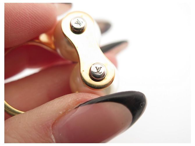 ANELLO LOUIS VUITTON LV SPEEDY PERLE M68070 T56 ANELLO DORATO IN OTTONE E PERLA D'oro - vista 4
