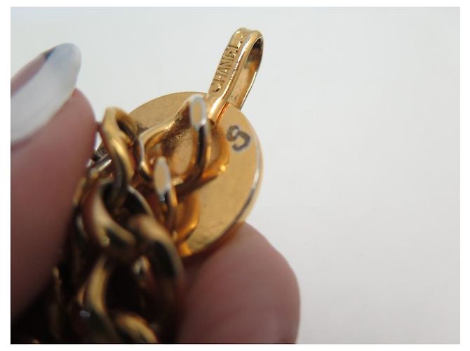 Vintage Chanel Kettengürtel 3 RANGES MEDAILLON LOGO CC 65-85 KETTENGÜRTEL Golden - Ansicht 4