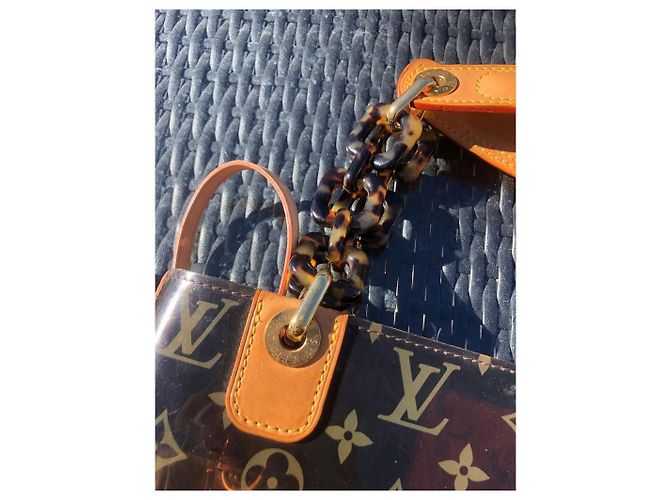Borsa tote Louis Vuitton Monogram Vinyl Ambre Cruise Marrone chiaro Marrone scuro - vista 13