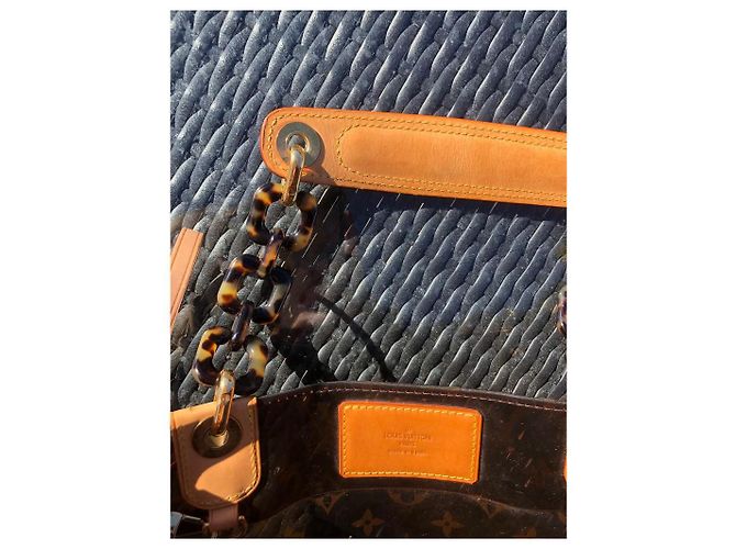 Borsa tote Louis Vuitton Monogram Vinyl Ambre Cruise Marrone chiaro Marrone scuro - vista 7