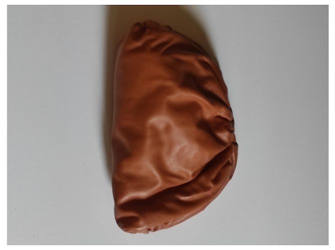 Borsa Pouch Bottega Veneta in pelle color cognac - vista 6