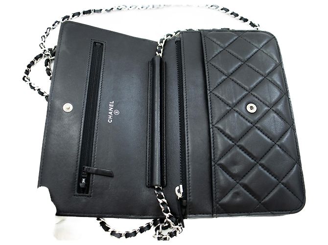 Wallet On Chain CHANEL Portafoglio classico nero su catena Borsa a tracolla WOC Pelle di agnello - vista 11